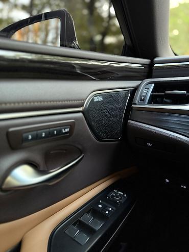 Lexus: Lexus ES: 2019 г., 2.5 л, Вариатор, Гибрид, Седан — 12