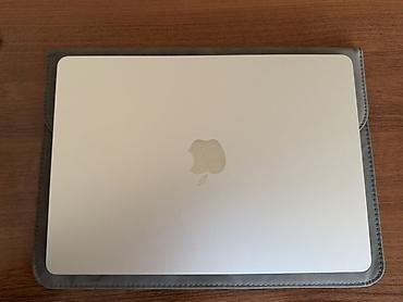 Ноутбуки Apple (MacBook): MacBook M2 2022г 
В комплекте коробка и зарядка 
АКБ 90% — 2