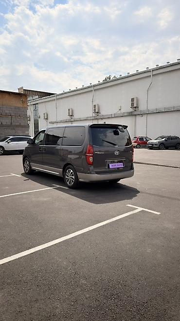 старекс 4х4: Hyundai H-1: 2019 г., 2.5 л, Автомат, Дизель, Минивэн — 4
