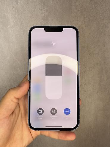 Apple iPhone: IPhone 13, Б/у, 256 ГБ, Синий, Чехол, 76 % — 3