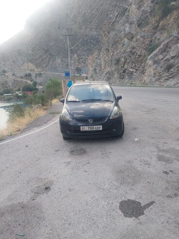 срочно продать машину: Honda Jazz: 2008 г., 1.4 л, Механика, Бензин, Хетчбек