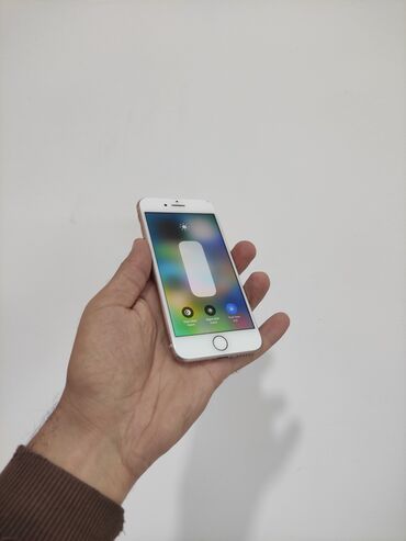 Xiaomi: IPhone 8, 64 GB