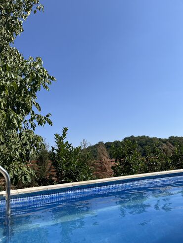 Günlük kirayə evlər: 70 kv. m, 3 otaqlı, Artezian quyusu, Su, Qaz — 24