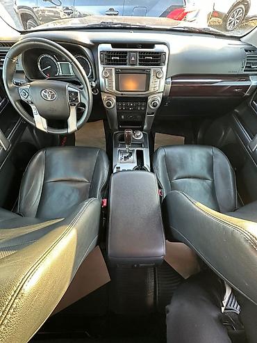 Другие детали салона: Toyota 4Runner — интерьер и оснащение свежый не оформленый - Руль с — 4