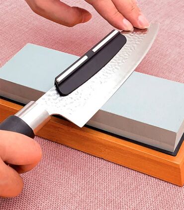 Ostala kuhinjska oprema: Nov fiksator ugla za oštrenje noža na kamenu koji održava stalan ugao na lalafo.rs — 1 Ostala kuhinjska oprema: Nov fiksator ugla za oštrenje noža na kamenu koji održava stalan ugao — 1
