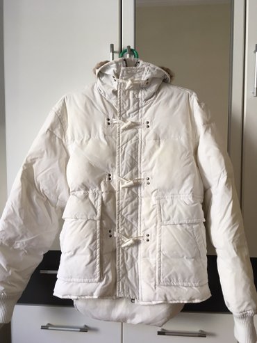 Zimske jakne: Sorbino bela perjana jakna veličina l. Na kragni je pravo krzno koje — 2