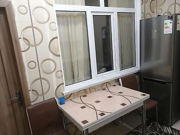 Salam. Ev 6 /6 si, lift yoxdur. Qanuni 2 otaq 60 kv, ev əşyalarla — 7
