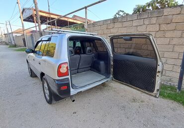 Toyota: Toyota RAV4: 2 l | 1997 il Ofrouder/SUV — 16