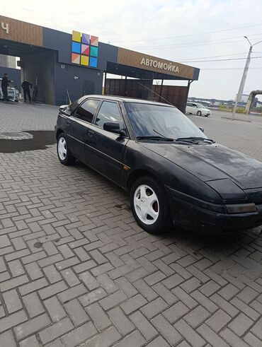 карандаш для авто: Продам компактный седан 90‑х годов, черный цвет, 4 двери.вложения