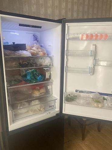 Soyuducular: Yeni 2 qapılı Beko Soyuducu Satılır, rəng - Qara, Təkərli — 4