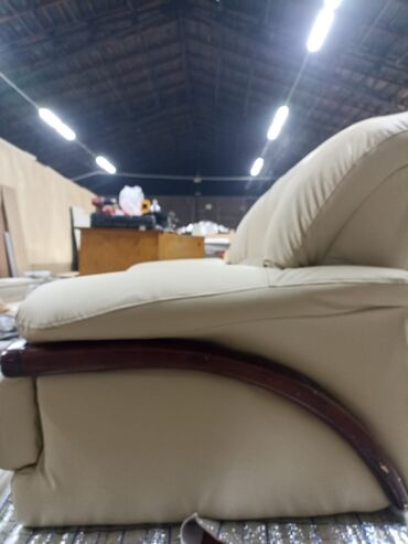 Ремонт, реставрация мебели: ✨ Привет! Я предлагаю услуги по перетяжке мебели, чтобы вернуть ей — 11