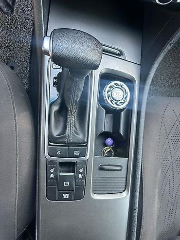 Продажа авто: Kia K5: 2019 г., 2 л, Автомат, Бензин, Седан — 8