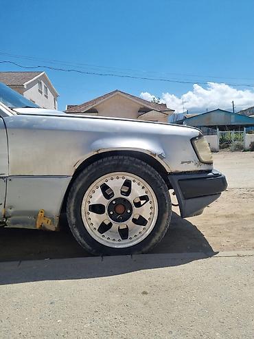 авто химии: Mercedes-Benz W124: 1990 г., 2.6 л, Автомат, Бензин, Седан — 5