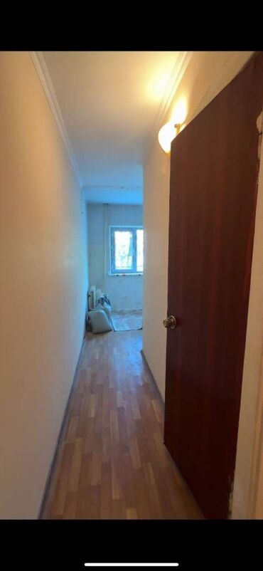 Продажа квартир: 3 комнаты, 58 м², 104 серия, 1 этаж, Старый ремонт