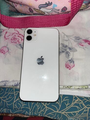 i̇phone 11 ağ: IPhone 11, Белый, Face ID
