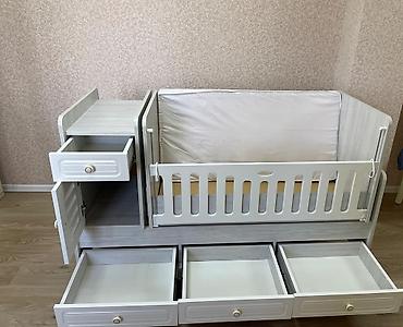 Beşiklər: Oğlan və qız üçün, Yeni, Dördbucaq, Beşik, Dəstsiz, Matras ilə, Yellənmə mexanizmsiz — 1