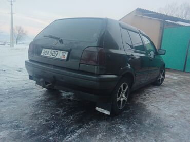 Volkswagen: Volkswagen Golf: 1992 г., 1.8 л, Механика, Бензин, Хэтчбэк