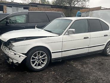 BMW 5 series: 1990 г., 2.5 л, Механика, Бензин, Седан