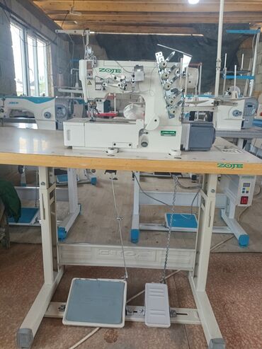 промышленную швейную машинку: Швейная машина Jack, Распошивальная машина, Полуавтомат