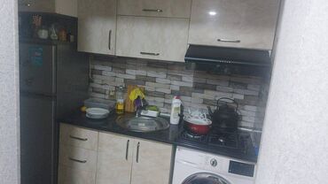 Köhnə tikili: Satılır: Tam mebelli 2 otaqlı mənzil interyeri - Yataq otağı: Böyük — 5