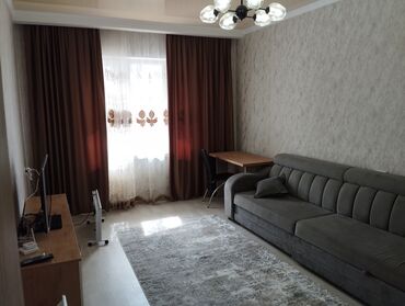 продаю квартиру в караколе: 2 комнаты, 72 м², 105 серия, 2 этаж, Евроремонт