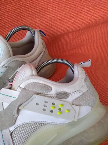 Women's Sneakers and athletic shoes: Nike, 41 — 10