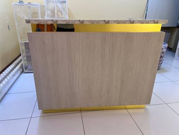 Aksesuarlar üçün vitrinlər: İşlənmiş, Ünvandan götürmə — 19