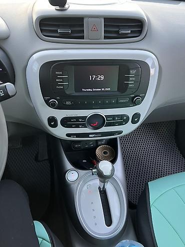 Продажа авто: Kia Soul EV: 2018 г., 0.1 л, Вариатор, Электромобиль, Хэтчбэк — 8