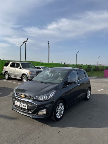 бампер задний на спринтер: Chevrolet Spark: 2021 г., 1 л, Вариатор, Бензин