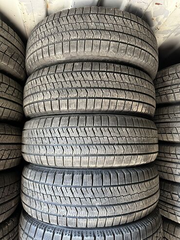 Шины: Шины 205 / 65 / R 16, Зима, Б/у, Комплект, Легковые, Япония, Bridgestone