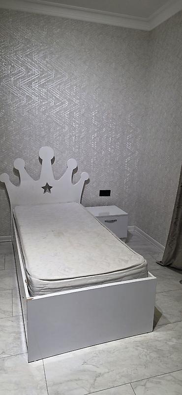 2 yas: Oğlan və qız üçün, İşlənmiş, 2 təknəfərlik çarpayı, Dolab, 2 tumba — 4