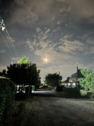 арендовать дом на сутки: Сдаю квартиру комнату со всеми условиями Рядом Дордой и граница