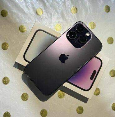 Apple iPhone: IPhone 14 Pro, Б/у, 256 ГБ, Deep Purple, Зарядное устройство, Защитное стекло, Чехол, 100 %