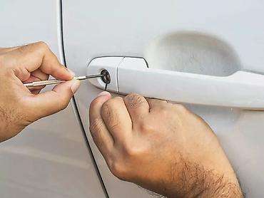 Аварийное вскрытие замков: Ключи Чип ключи Изготовление автомобильных ключей с чипом — 3