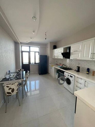 Yeni tikili: 3 otaqlı, Yeni tikili, 135 kv. m — 6