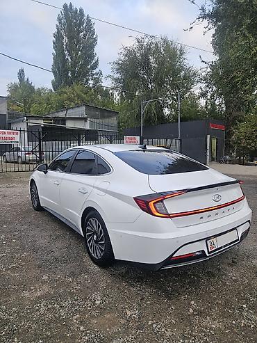 Продажа авто: Hyundai Sonata: 2022 г., 2 л, Автомат, Гибрид, Седан — 6