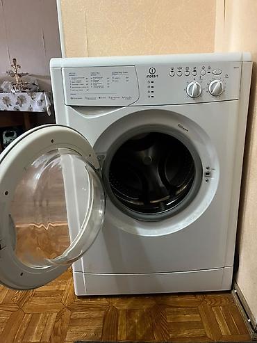bos mini: Стиральная машина Indesit (фронтальная загрузка), модель WISL 82 — 3