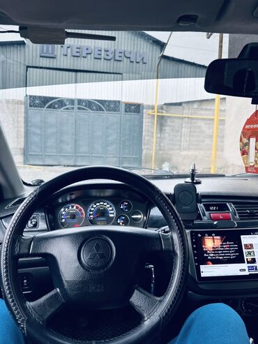 Mitsubishi: Mitsubishi Lancer: 2004 г., 1.6 л, Механика, Бензин, Седан — 4