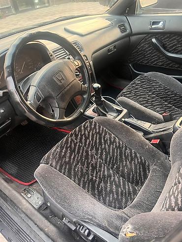 бишкек авто салон: Honda Accord: 1994 г., 2 л, Кол менен иштөөчү — 5