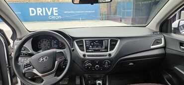 Hyundai Accent: 2021 г., 1.6 л, Автомат, Бензин, Седан