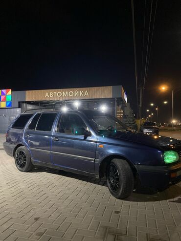 колонка на аренду: Volkswagen Golf: 1994 г., 1.8 л, Механика, Бензин, Универсал