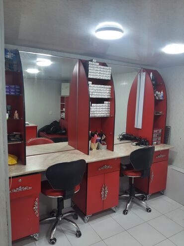 Yataq otağı dəstləri: Salon guzgusu 130₼ satilir .Unvan Sumqayit &amp;Rumin