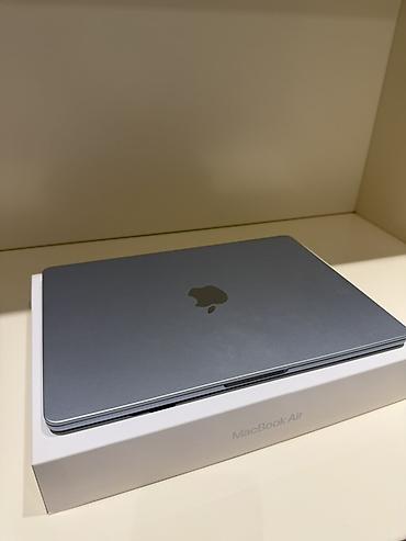 driving force: Apple MacBook Air 13.6" (M2) - Model: MacBook Air 13.6" Liquid Retina — 2