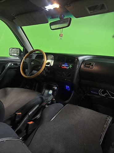 Volkswagen: Volkswagen Golf V: 1993 г., 2.8 л, Механика, Бензин, Хэтчбэк — 5