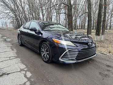 Toyota: Toyota Camry: 2021 г., 2.5 л, Автомат, Гибрид, Седан — 3