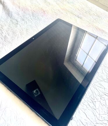 Digər planşetlər: Dell 2 in 1 Tablet 5285 Intel i5 7300U /8GB Ram,256GB SSD NVMe — 11