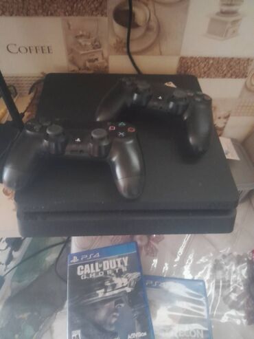 playstation 5 mini: Hec bir prablemi.yoxdu 5 disk oyunlar var ve temizdi 2 pultuda var