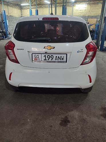 машина спарк: Chevrolet Spark: 2017 г., 1 л, Автомат, Бензин, Хэтчбэк — 2