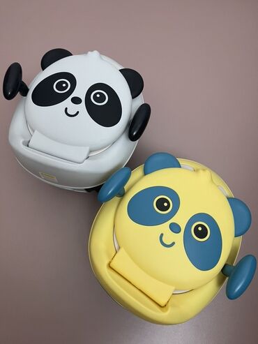 игрушки для ванны: Два детских горшка в форме панды: один белый с черными деталями