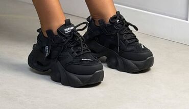 Women's Sneakers and athletic shoes: Bоја - Bela — 11